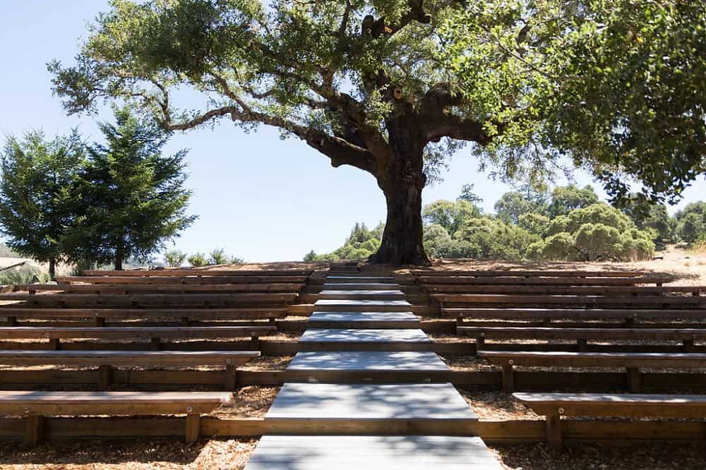 30 oak tree terrace rustic mountain house estate weddingi venues northern california